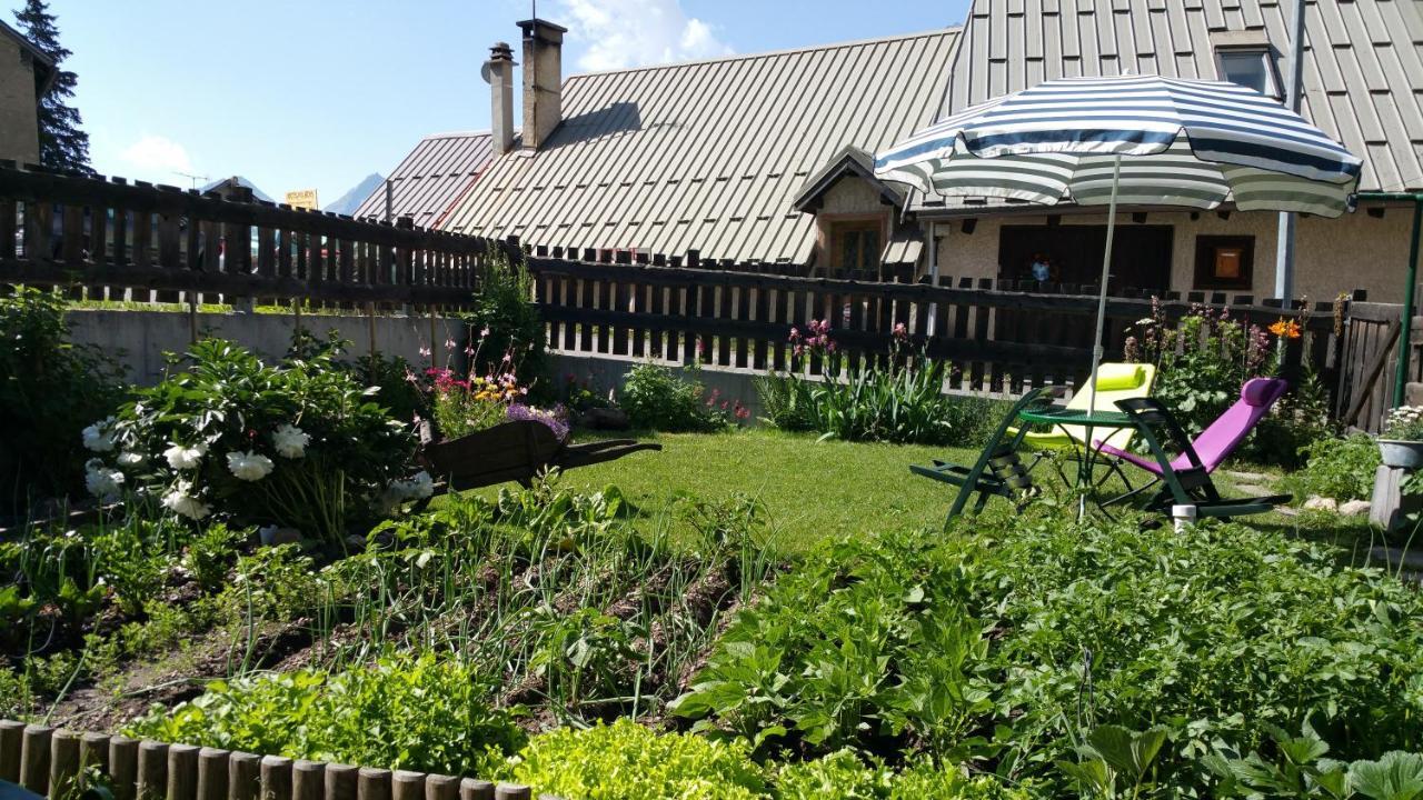 Chez Annie & Marcel Bed and Breakfast Le Monêtier-les-Bains Buitenkant foto
