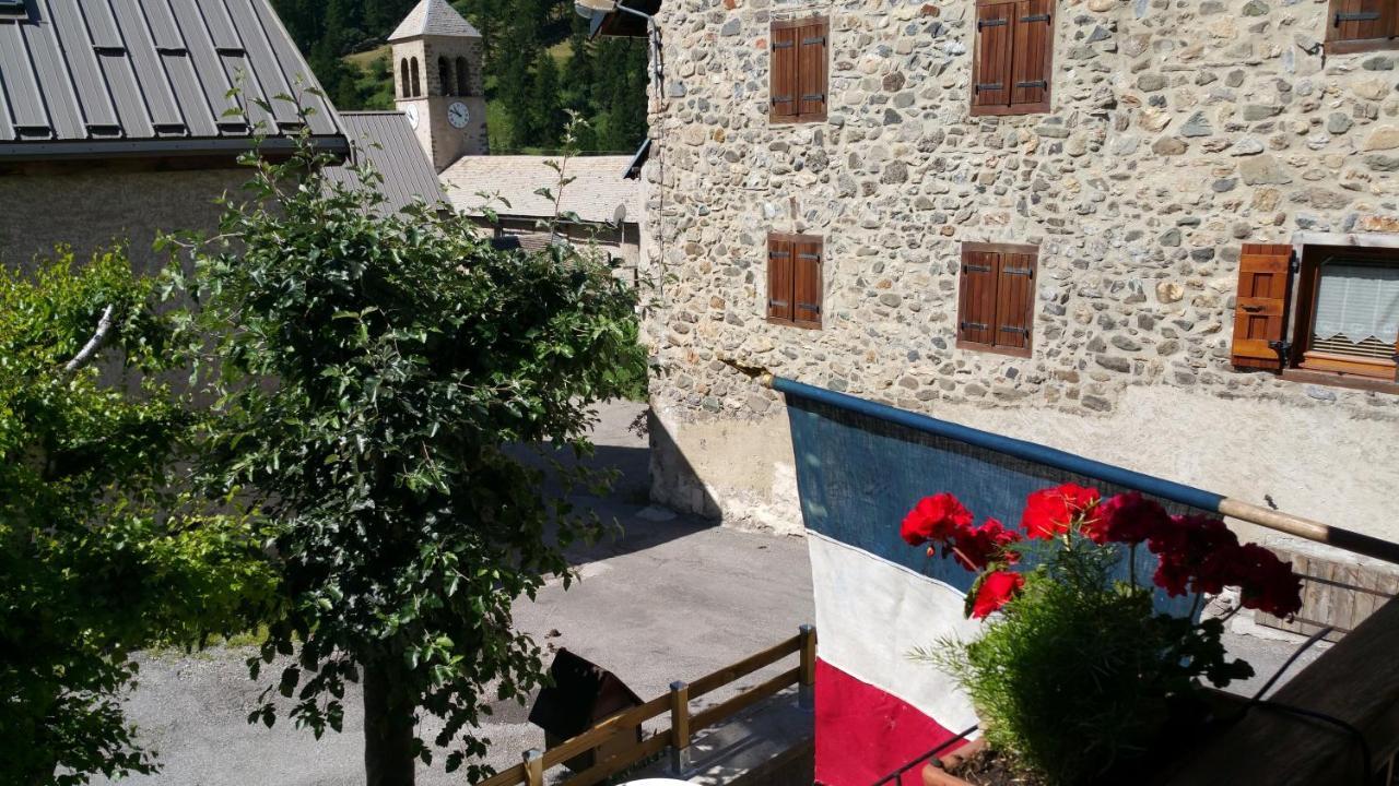 Chez Annie & Marcel Bed and Breakfast Le Monêtier-les-Bains Buitenkant foto